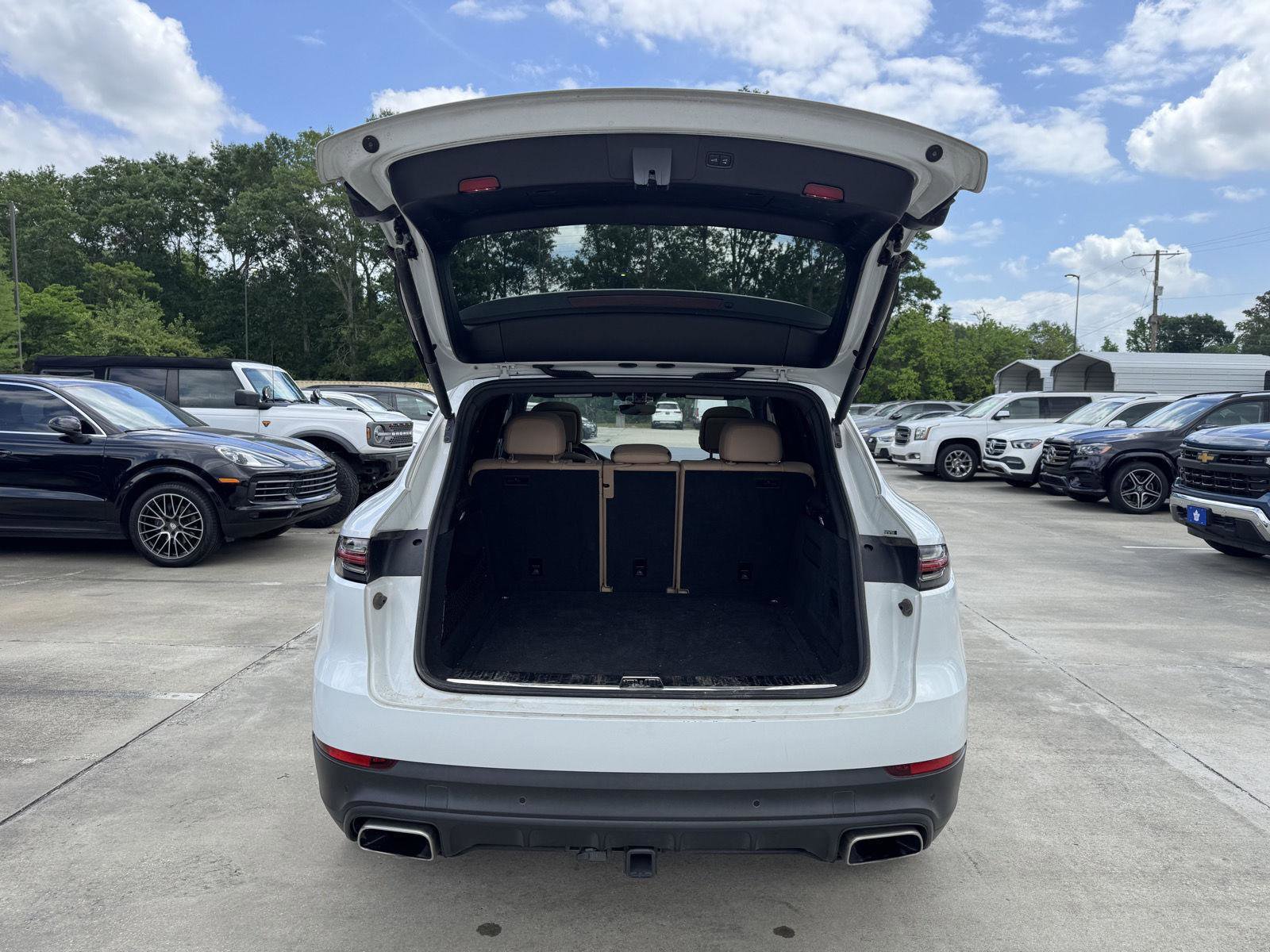 Used 2020 Porsche Cayenne AWD/4WD image 22
