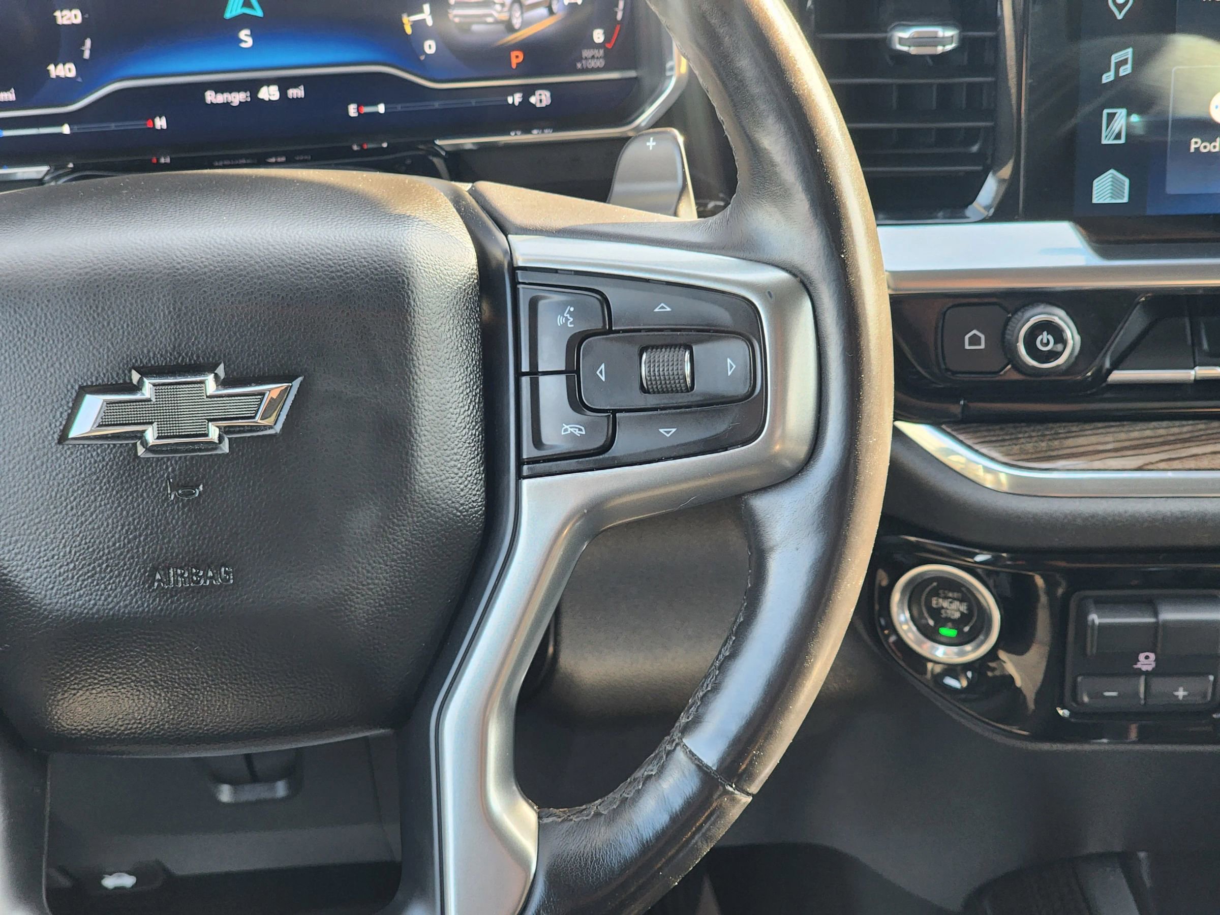 Used 2023 Chevrolet Silverado 1500 RST AWD/4WD image 13