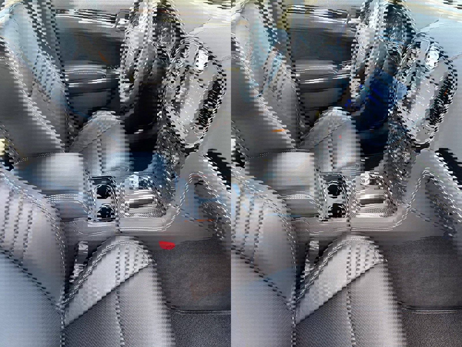 Used 2023 Chrysler 300 C image 14