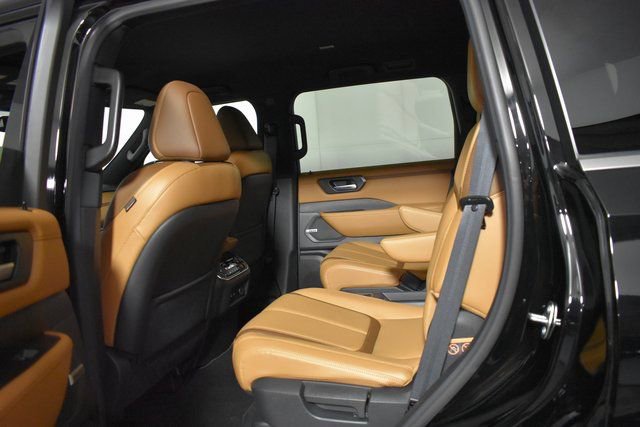 New 2025 Nissan Armada SL w/ Captain's Chari Seat Package AWD/4WD image 35