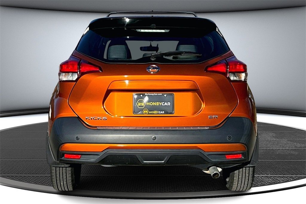 Used 2019 Nissan Kicks SR w/ SR Premium Package image 5