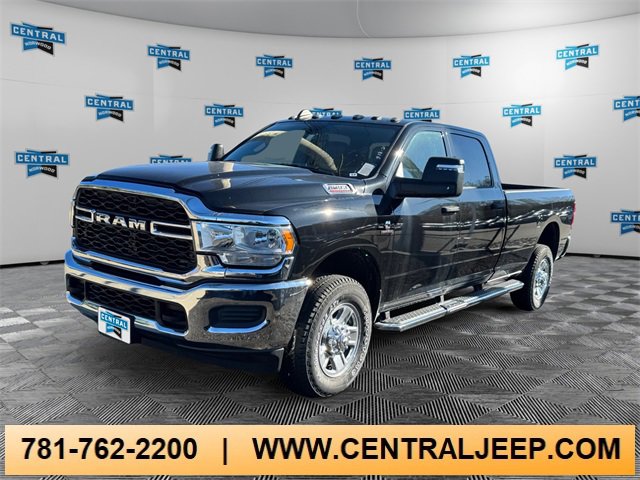 New 2024 RAM 2500 Tradesman w/ Chrome Appearance Group