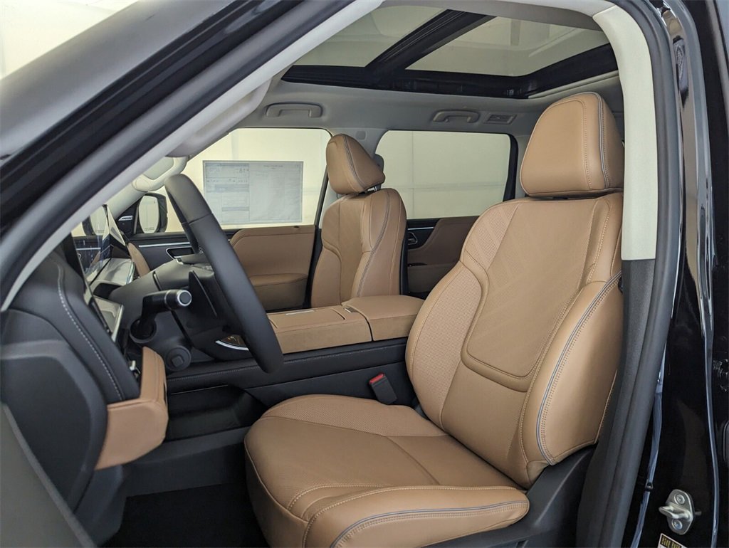 New 2026 INFINITI QX80 Luxe w/ Cargo Package image 5