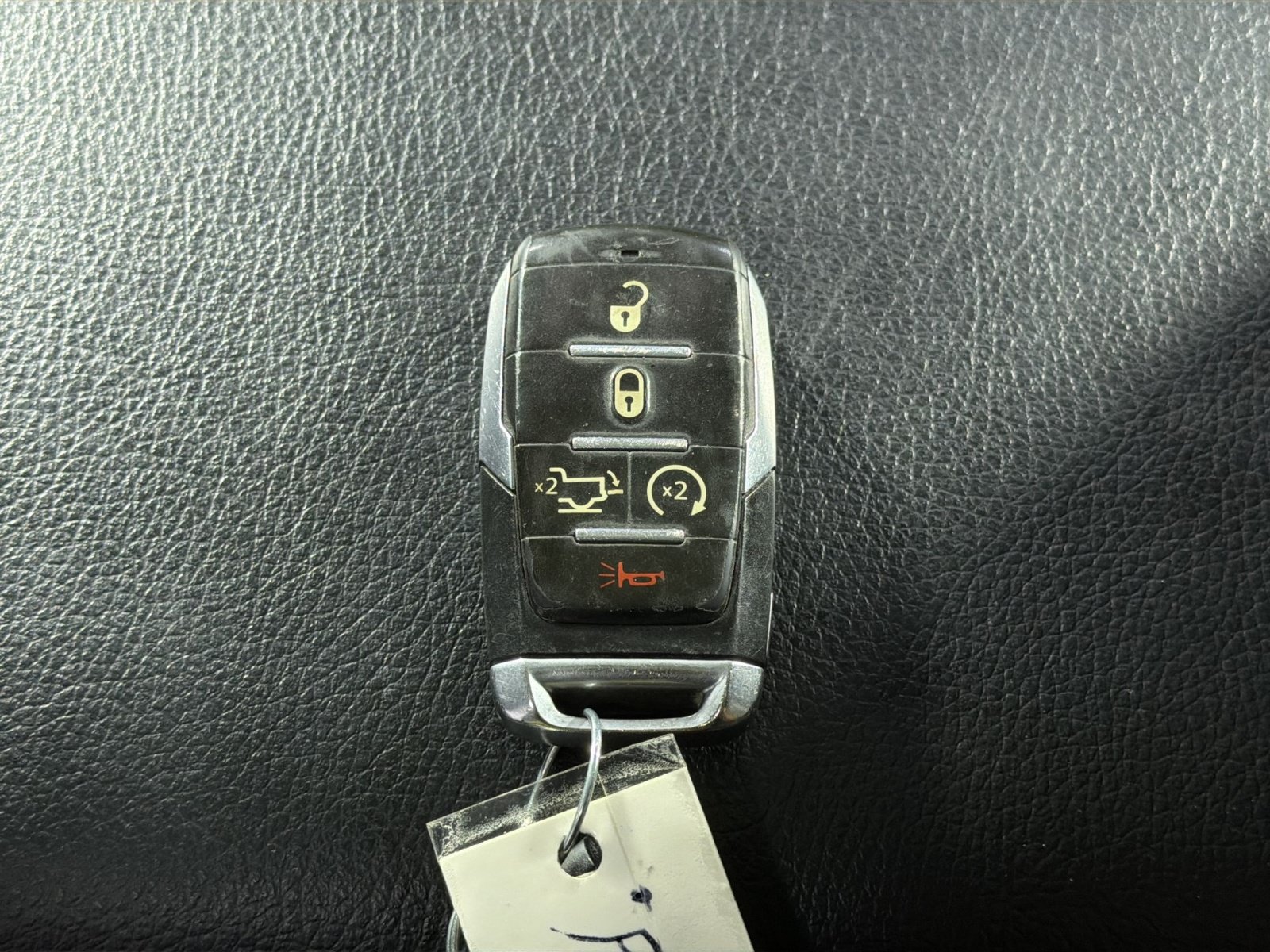 Used 2019 RAM 1500 Laramie AWD/4WD image 32