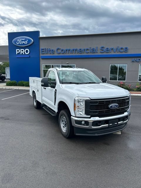 New 2026 Ford F250 XL w/ XL Chrome Package AWD/4WD image 1