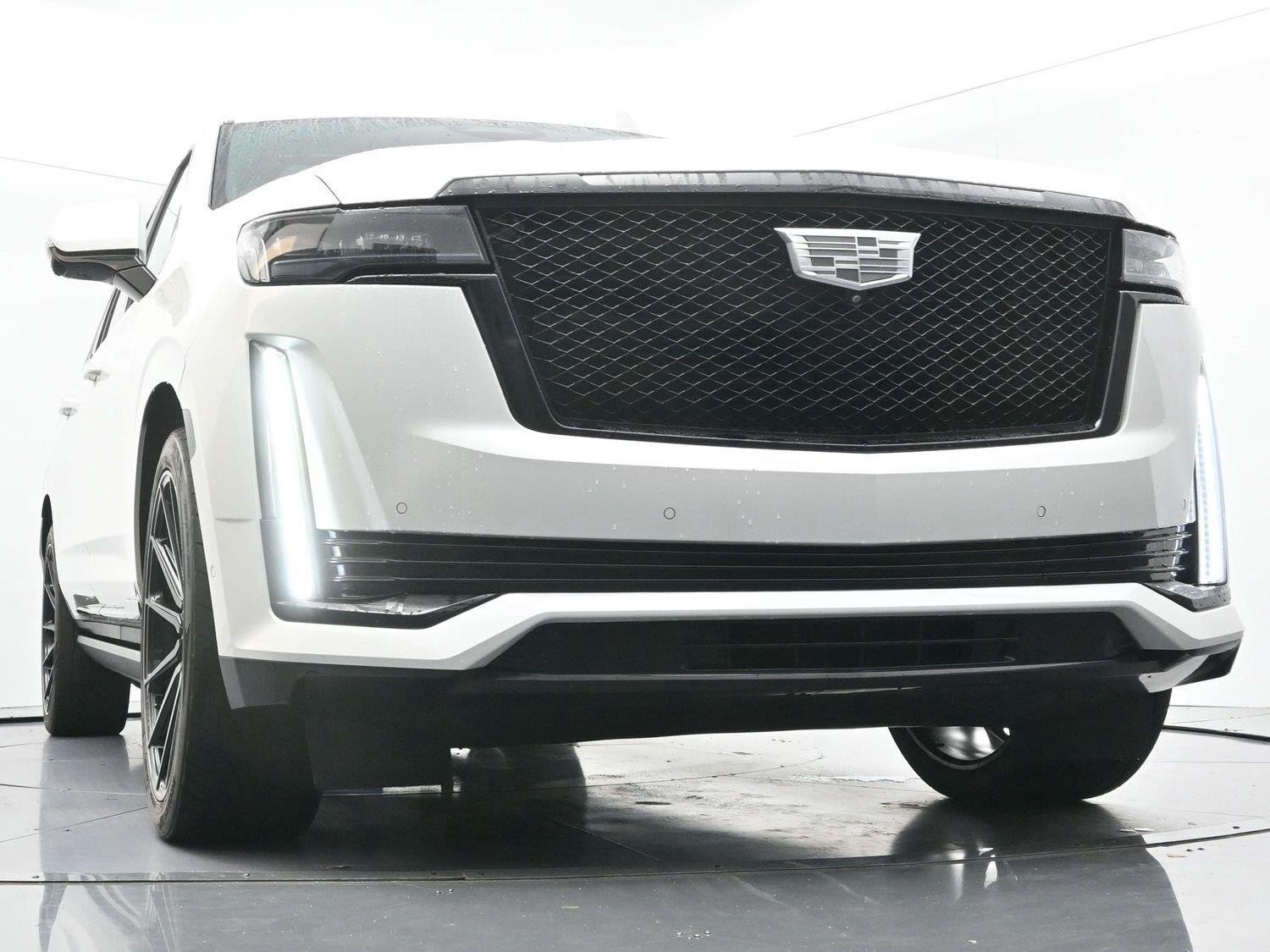 Used 2021 Cadillac Escalade ESV Sport Platinum AWD/4WD image 50