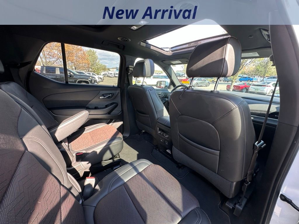 Used 2024 Chevrolet Traverse High Country image 8