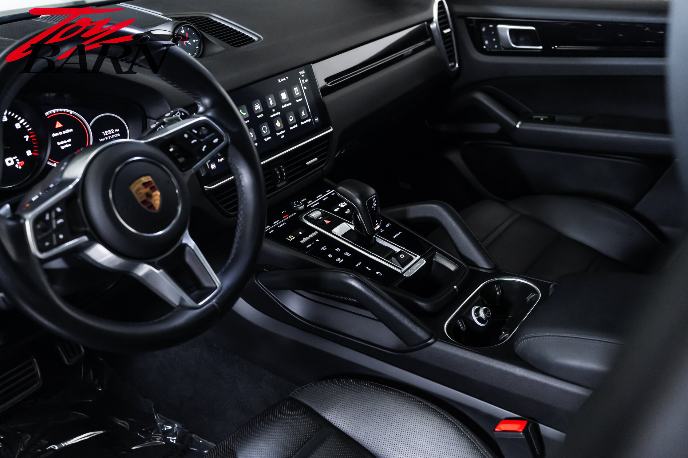 Used 2022 Porsche Cayenne S AWD/4WD image 25