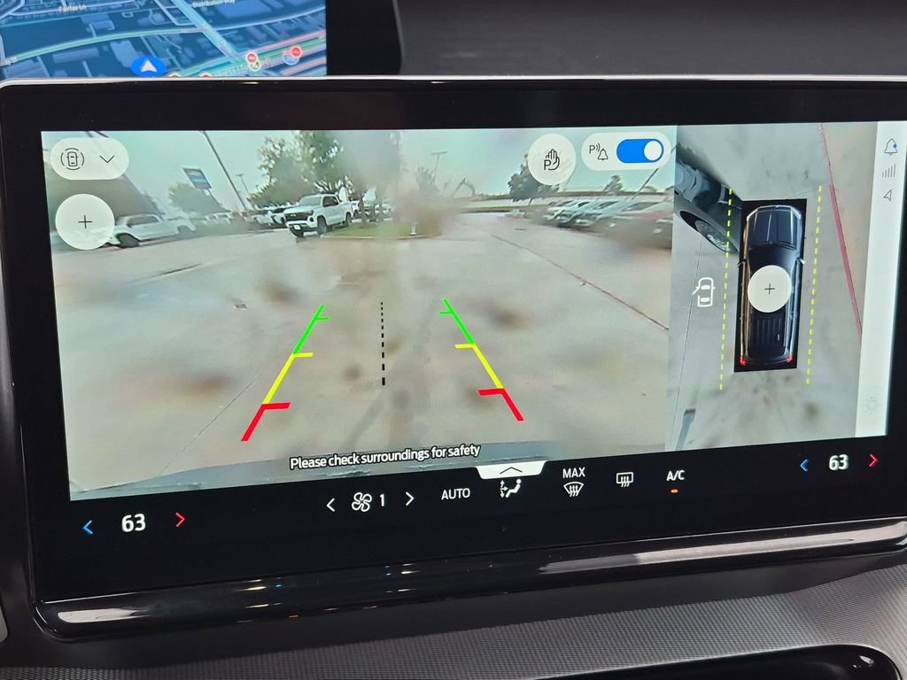 Used 2025 Ford Expedition Active AWD/4WD image 17