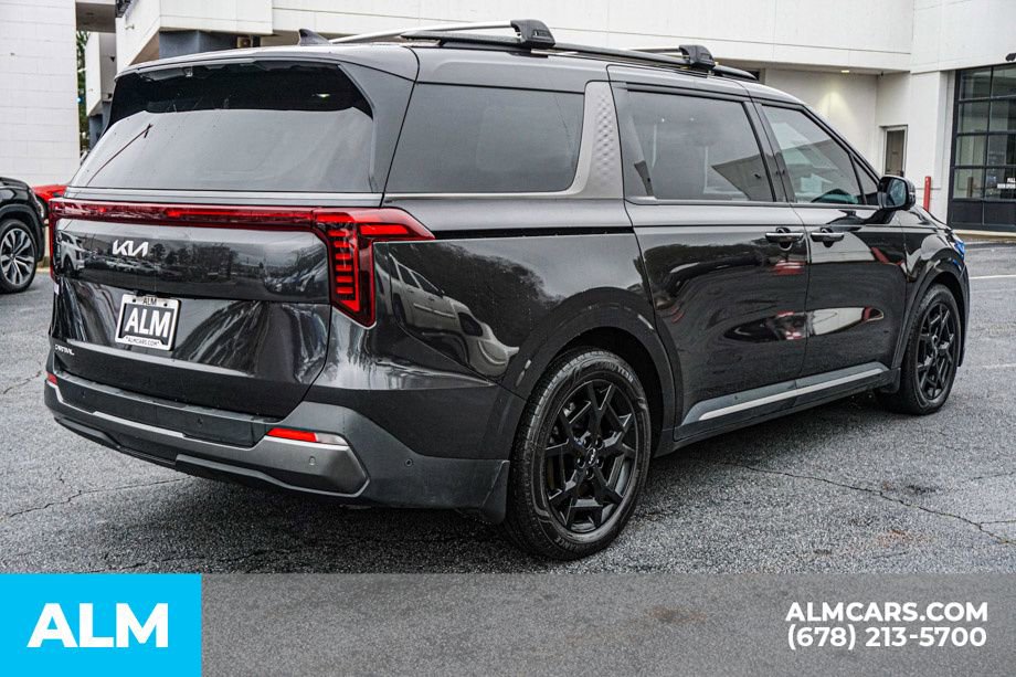 Used 2025 Kia Carnival SX Prestige image 6