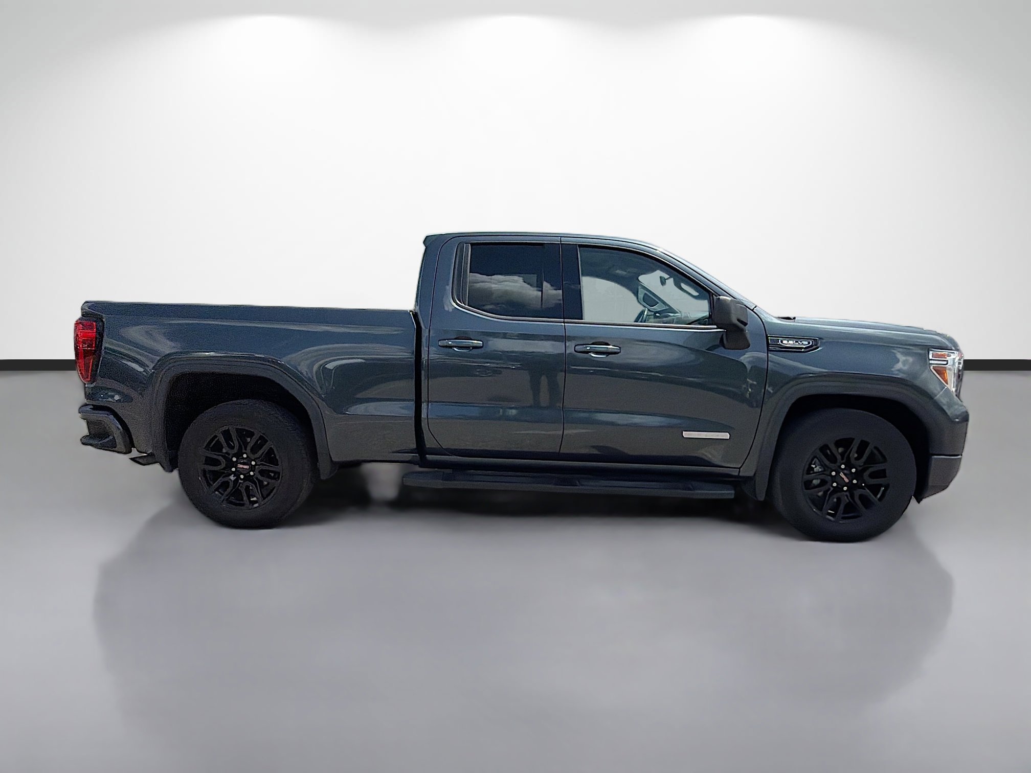 Used 2020 GMC Sierra 1500 Elevation w/ Elevation Value Package RWD image 6
