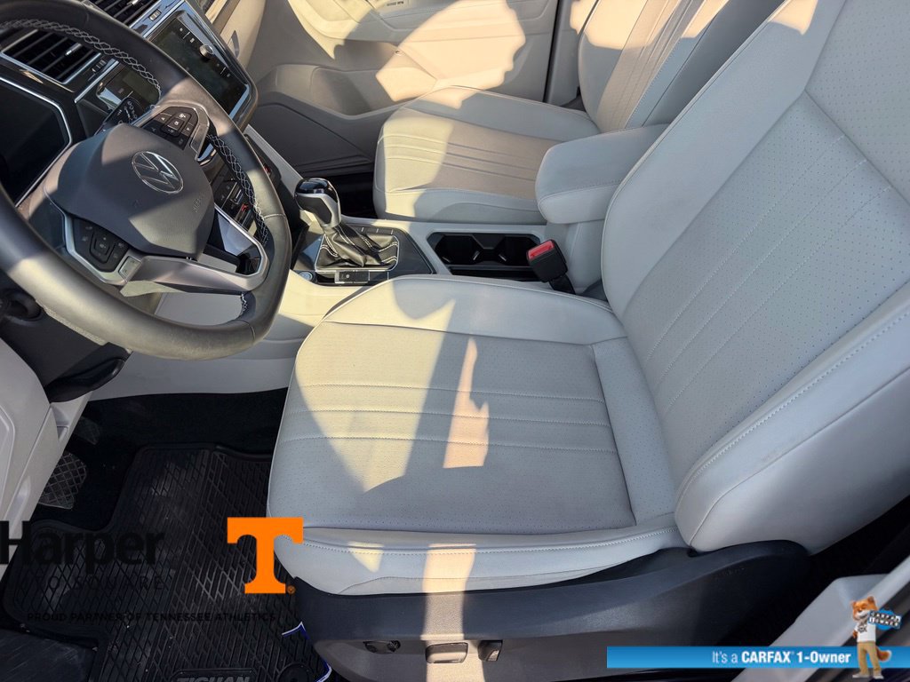 Used 2023 Volkswagen Tiguan SE FWD image 13