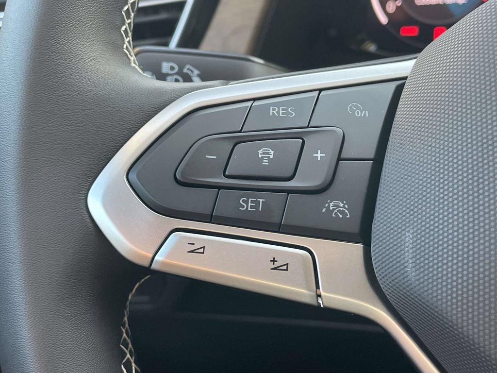 New 2026 Volkswagen Atlas SE FWD image 22