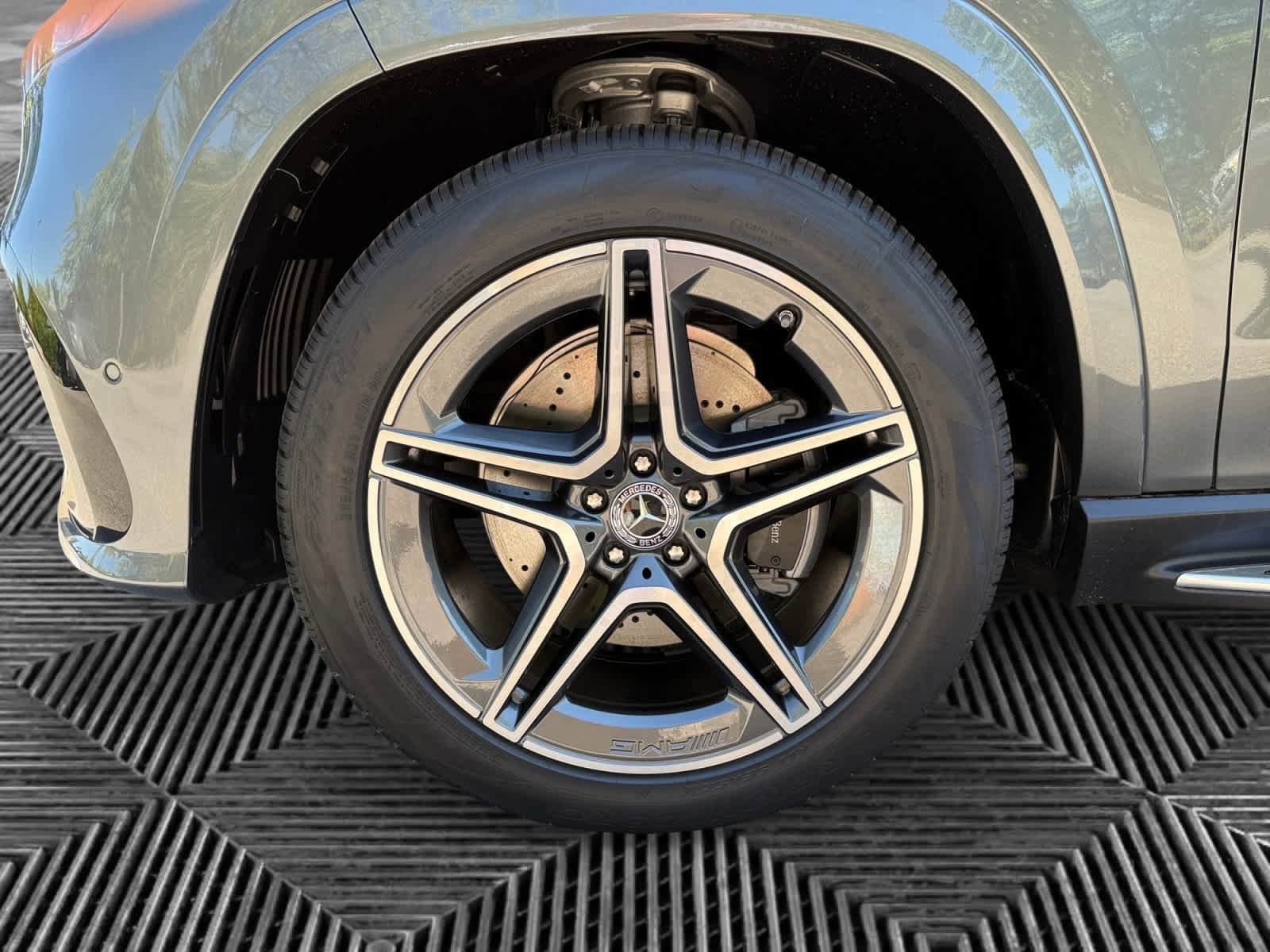 New 2026 Mercedes-Benz GLS 450 4MATIC image 9