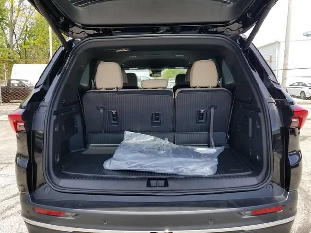 New 2026 Buick Enclave Preferred w/ LPO, Floor Liner Package FWD image 5
