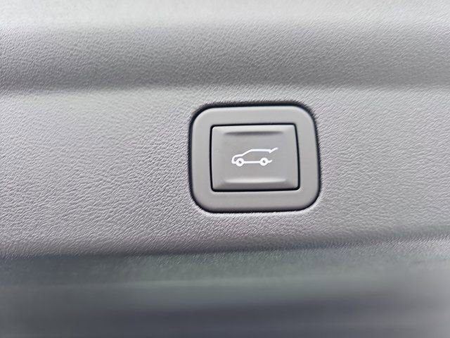 New 2026 Cadillac Escalade IQ Sport 1 w/ LPO, ONYX Package image 16