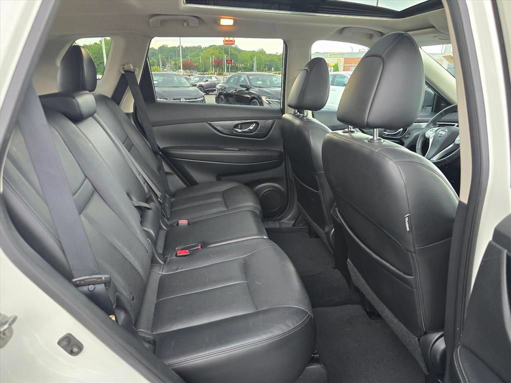 Used 2015 Nissan Rogue SL w/ SL Premium Package AWD/4WD image 14