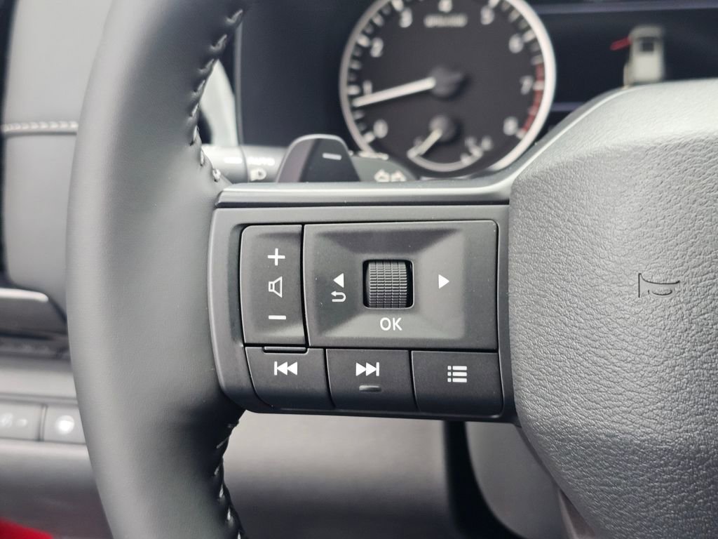 New 2026 Nissan Pathfinder SV image 35