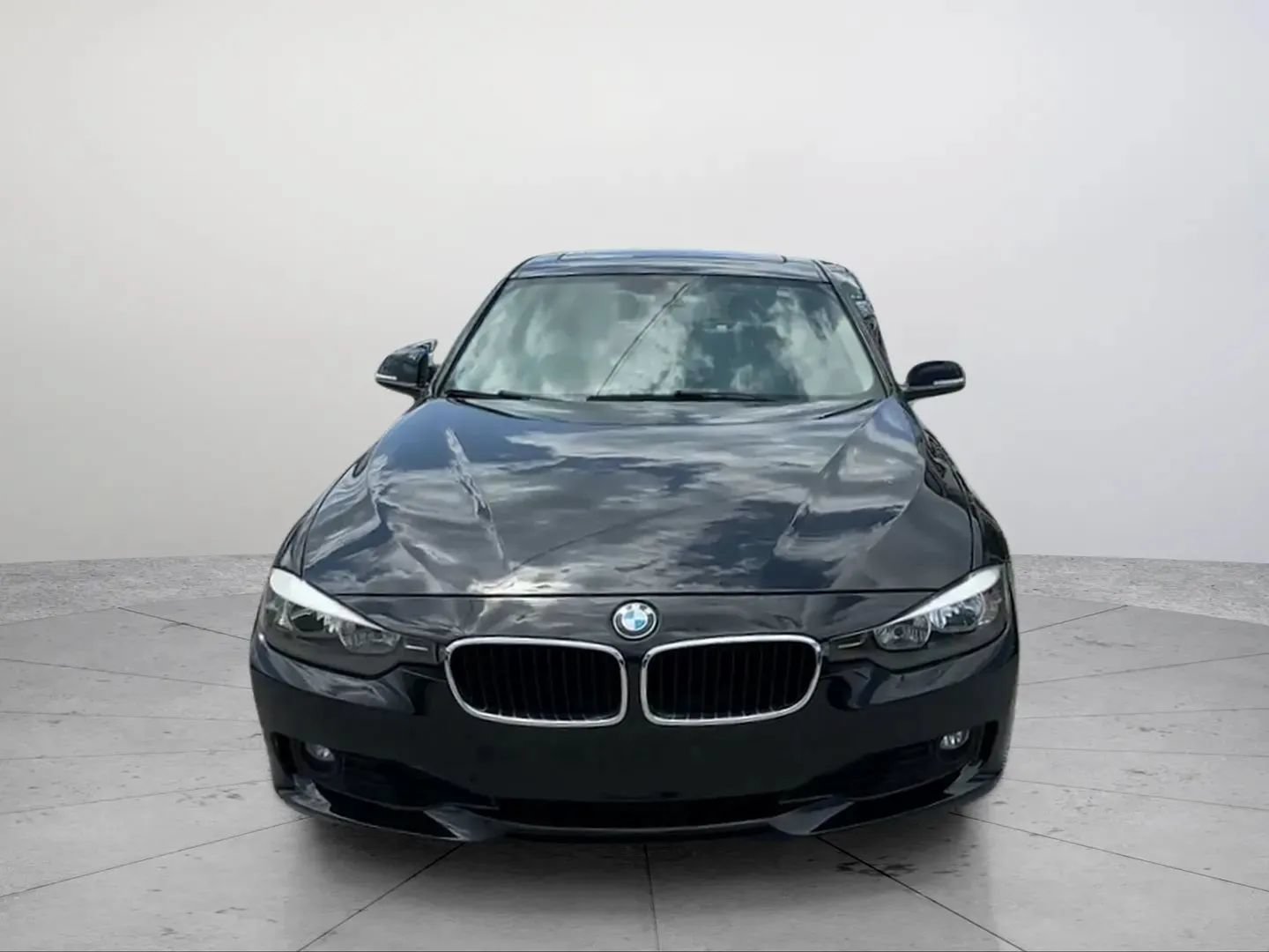 Used 2015 BMW 328i Sedan RWD image 3