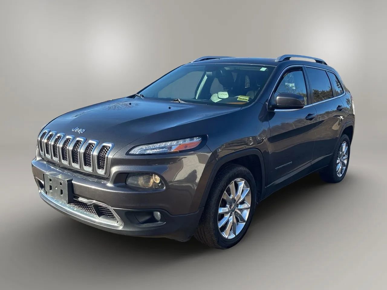 Used 2016 Jeep Cherokee Limited image 1