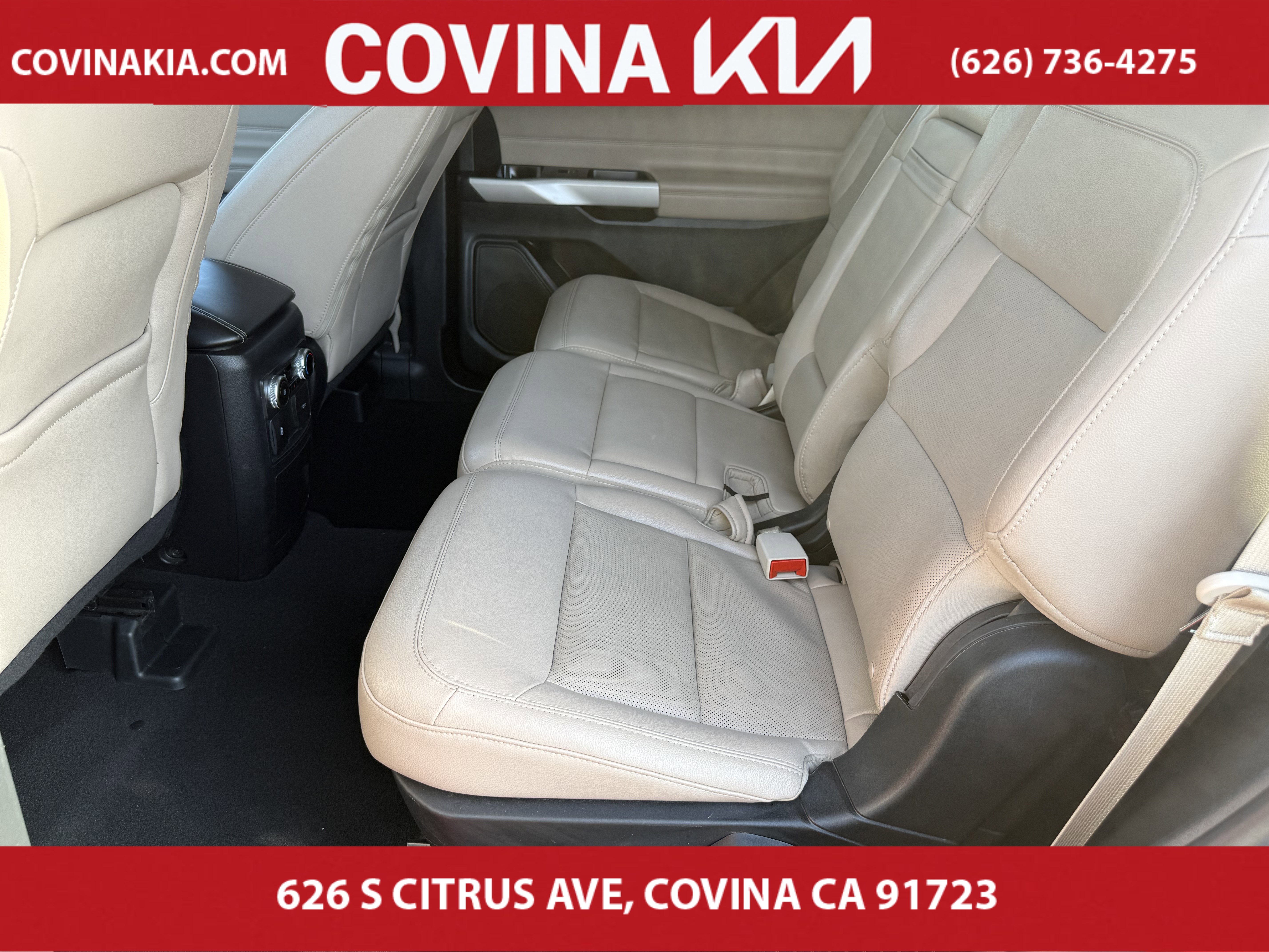 Used 2024 Ford Explorer Limited image 28