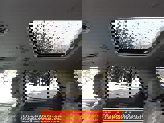 Used 2019 Chevrolet Traverse LT w/ LT Premium Package image 28