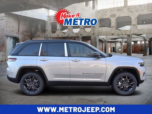 New 2025 Jeep Grand Cherokee Limited image 1