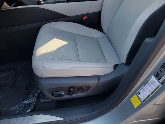 Used 2023 Lexus RX 350 Premium w/ Accessory Package FWD image 21