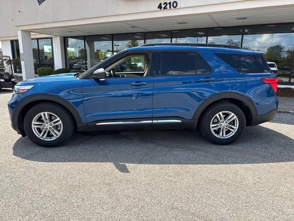 Used 2020 Ford Explorer XLT w/ Equipment Group 202A RWD image 7