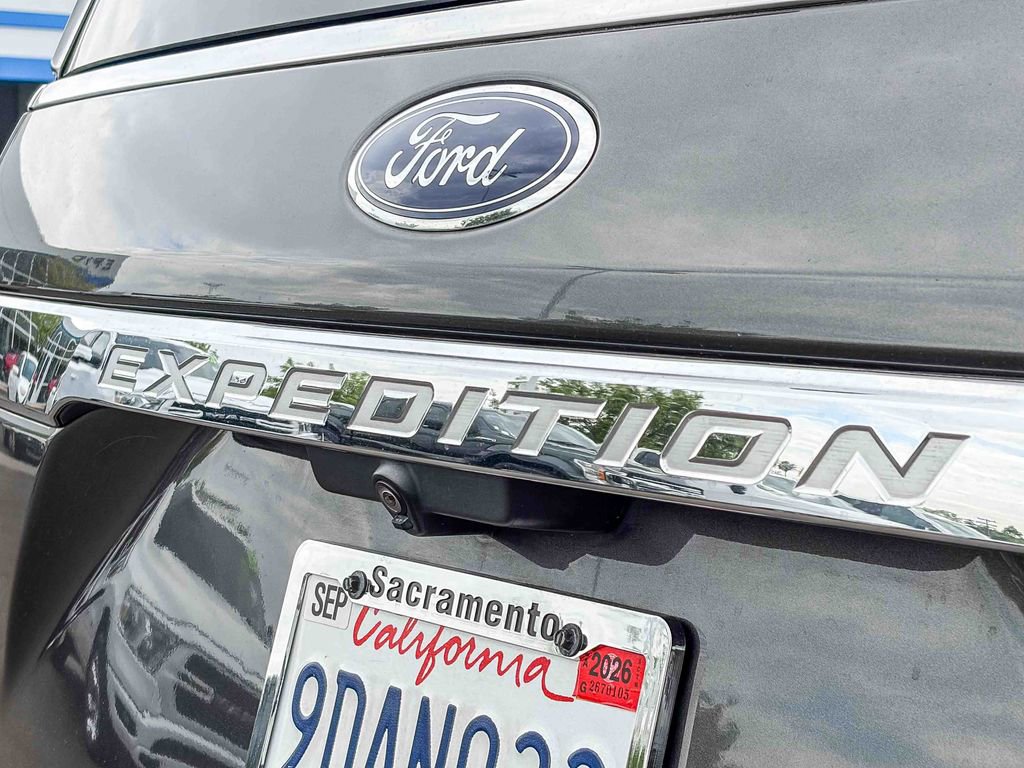 Used 2021 Ford Expedition Max XLT image 10