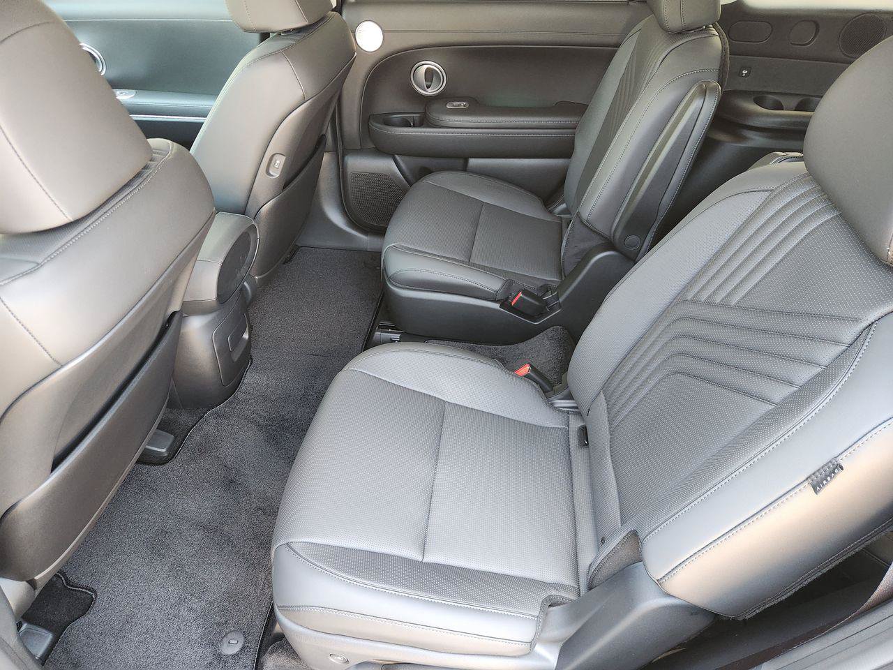 New 2027 Hyundai Palisade SEL Premium FWD image 30