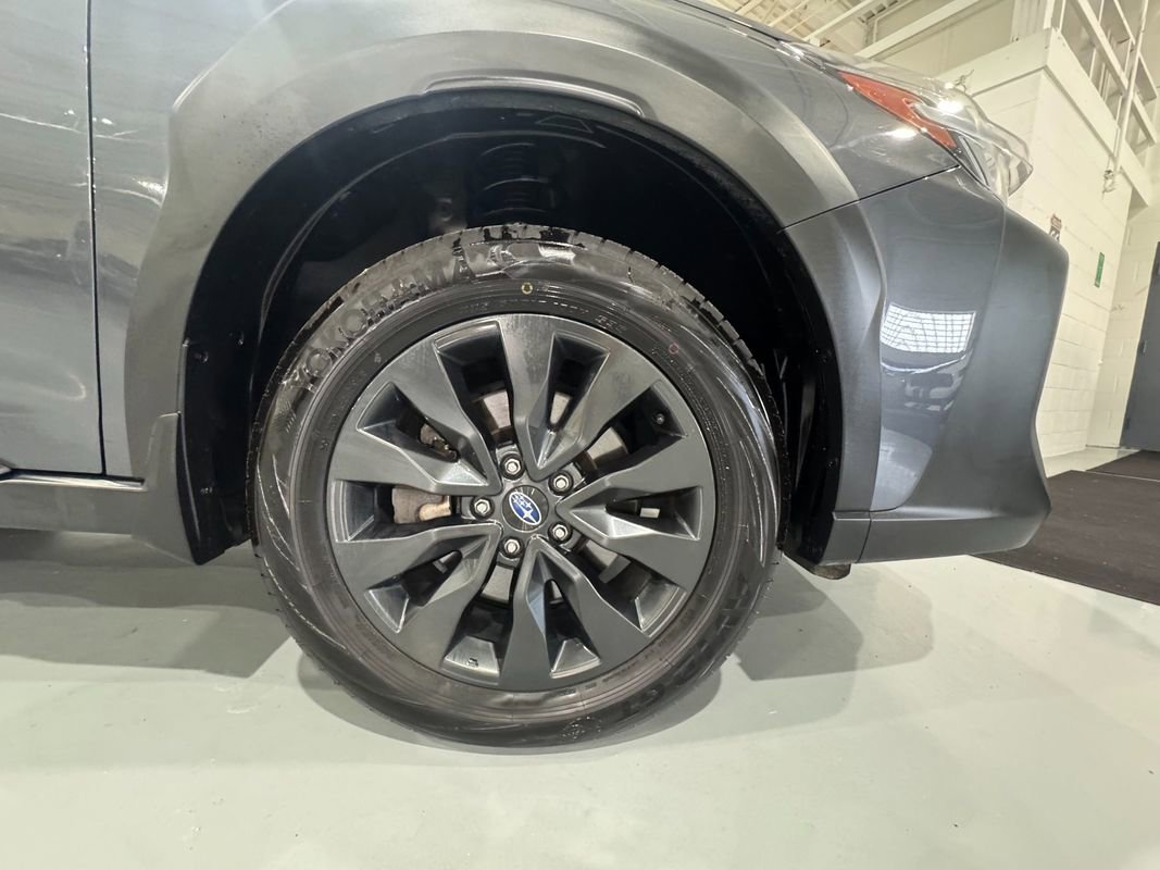 Used 2023 Subaru Outback Onyx Edition image 43