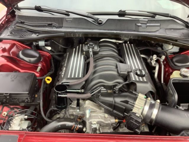 Used 2017 Dodge Challenger R/T Scat Pack w/ Leather Interior Group image 16