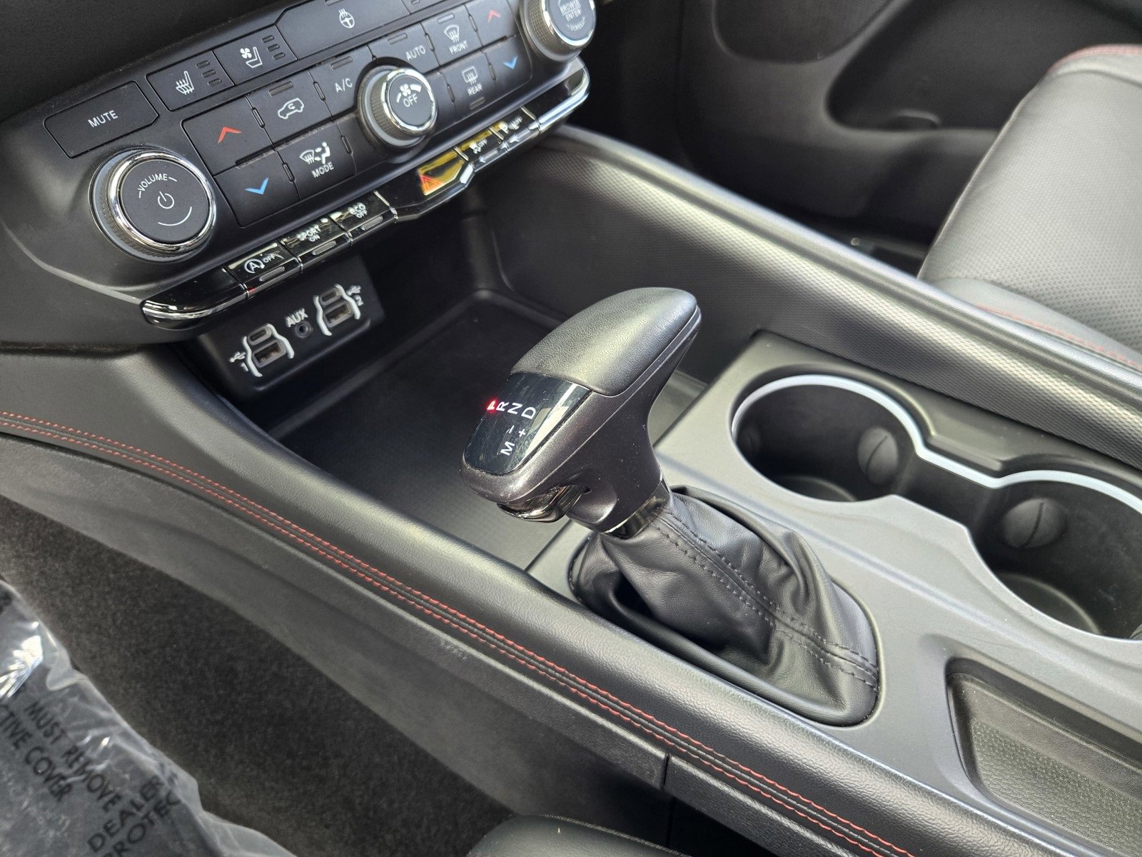 Used 2023 Dodge Durango GT image 19