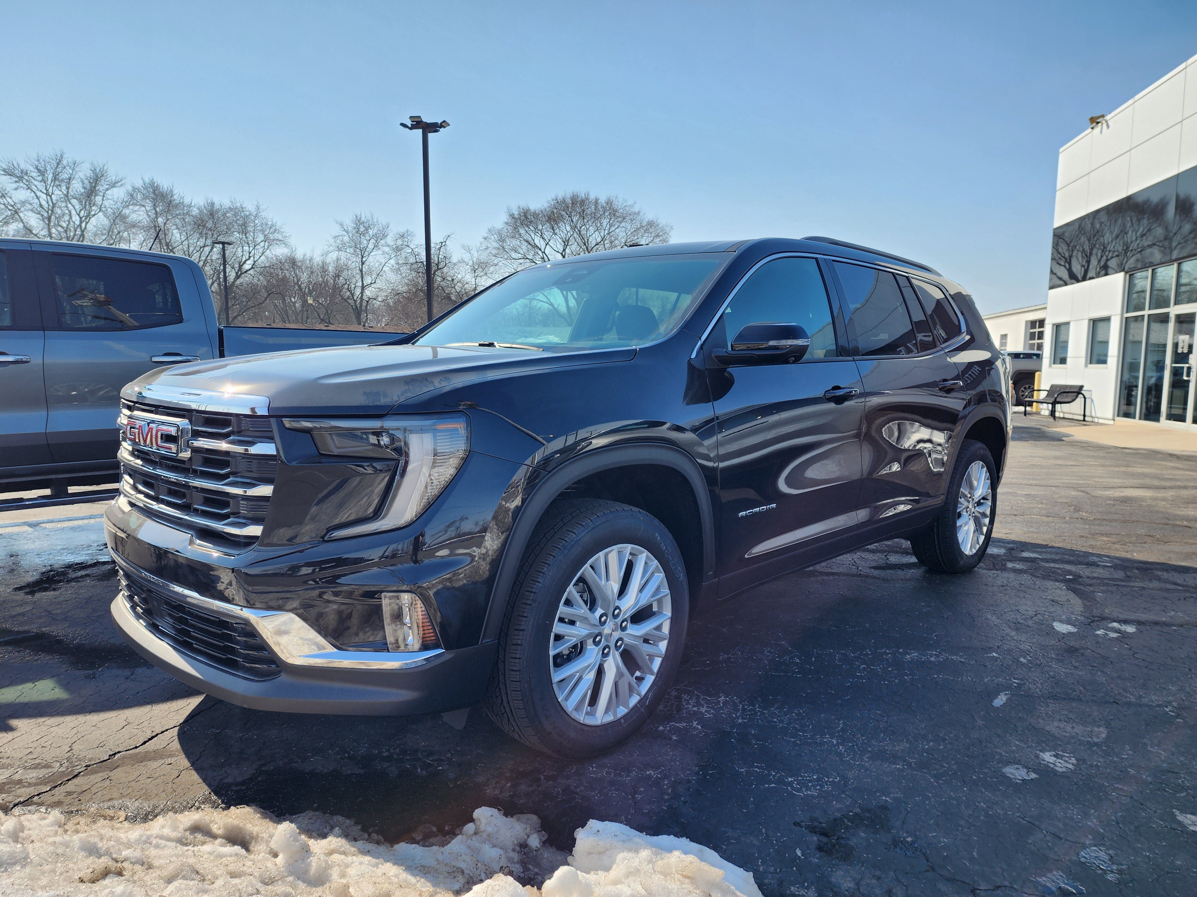 New 2026 GMC Acadia Elevation w/ Elevation Premium Package