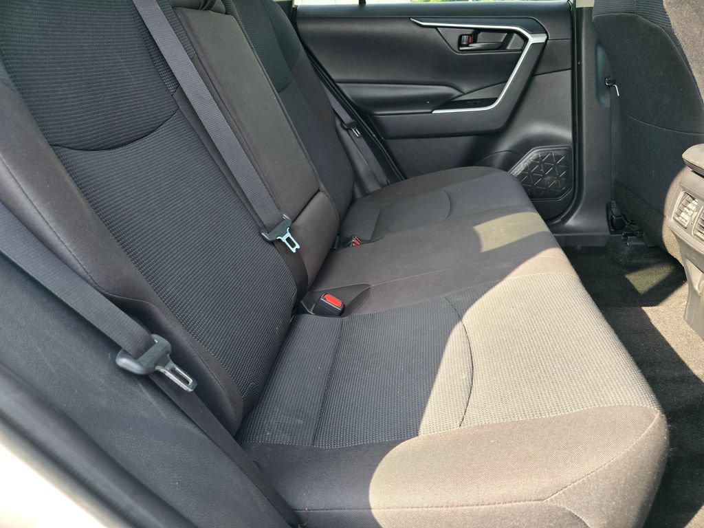 Certified 2024 Toyota RAV4 LE AWD/4WD image 19