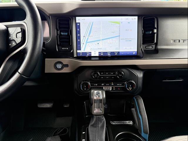 Used 2022 Ford Bronco Wildtrak AWD/4WD image 14
