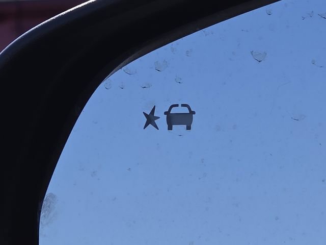 New 2026 Chevrolet Trax RS w/ Sunroof Package image 11