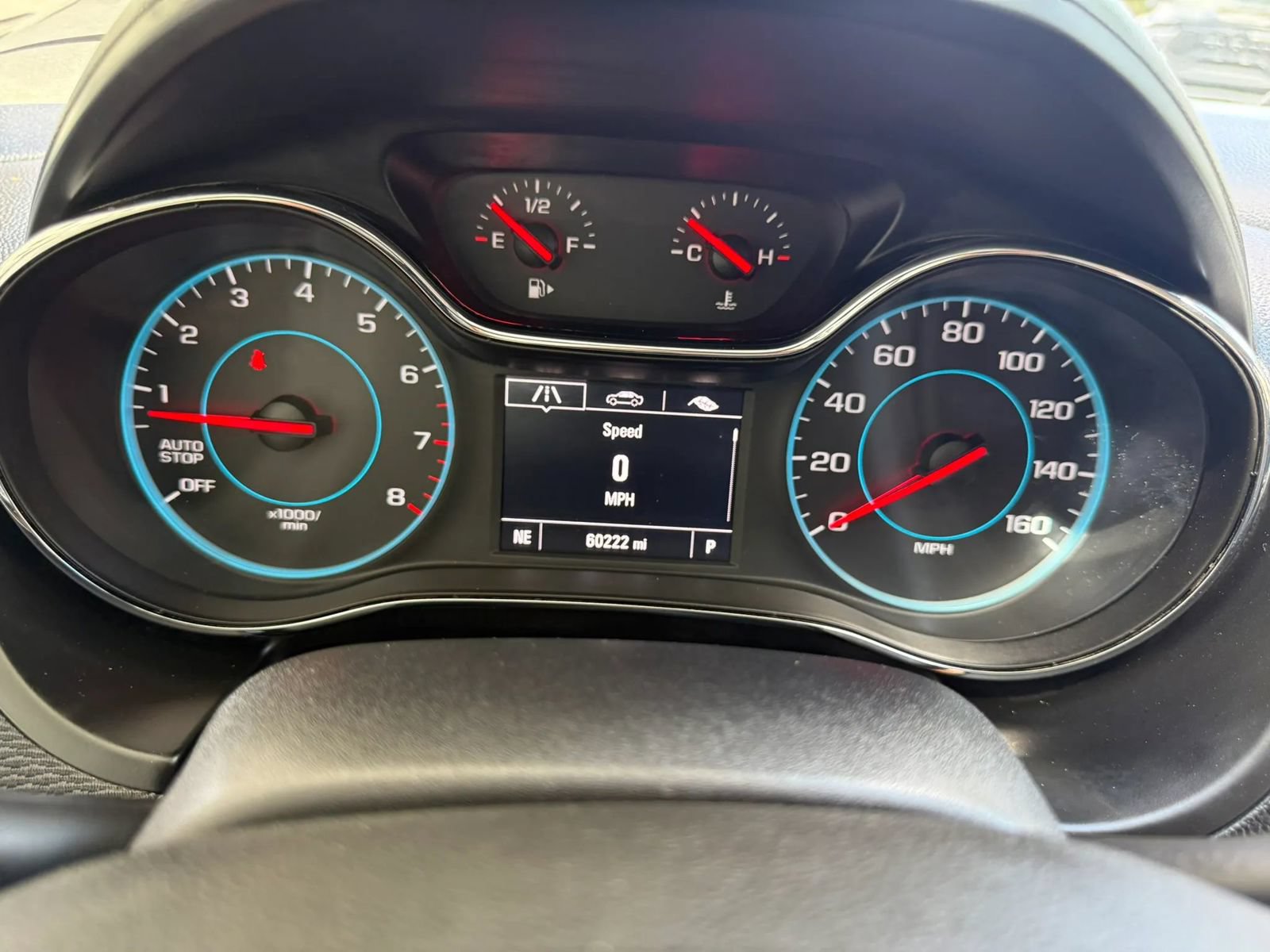 Used 2017 Chevrolet Cruze LT FWD image 28