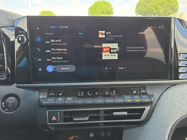 Used 2026 Toyota Camry XLE image 20