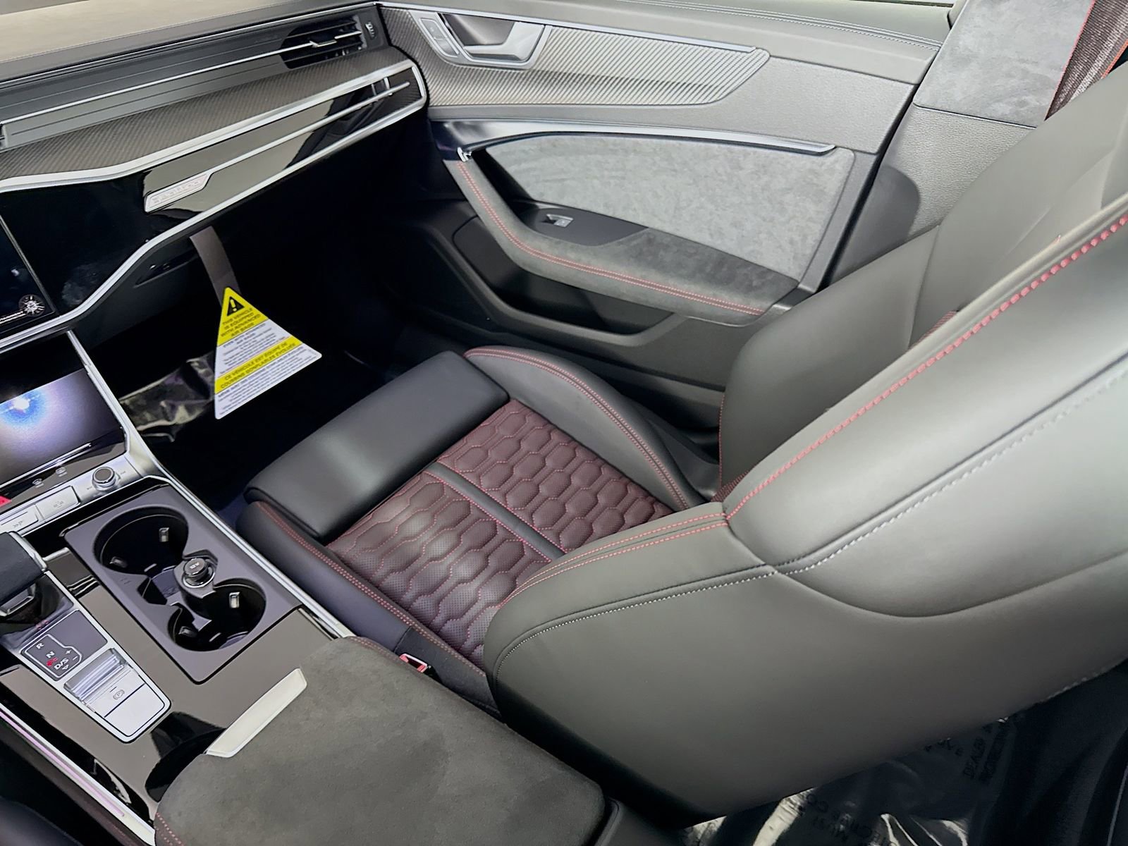 New 2026 Audi RS 6 performance image 25