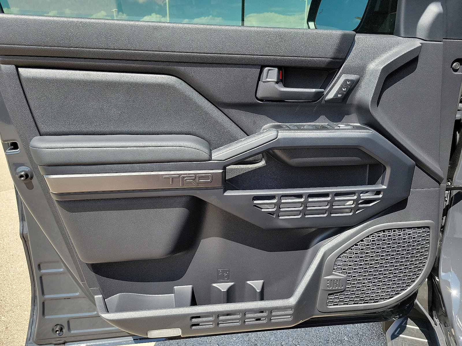 New 2025 Toyota 4Runner TRD Off-Road Premium w/ Tow Technology Package image 11