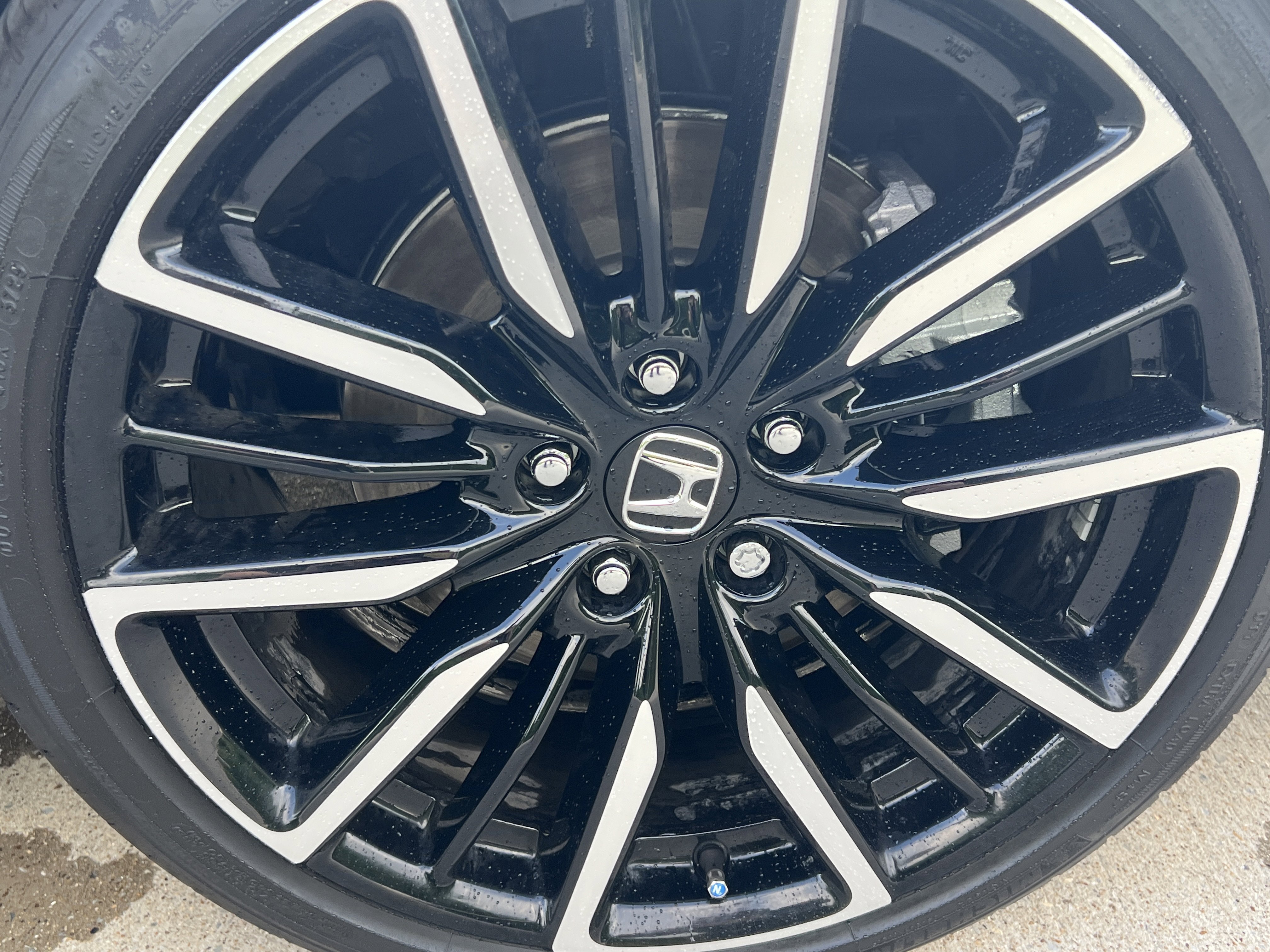 Used 2025 Honda Accord Touring image 12