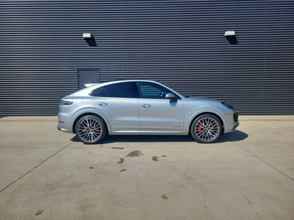 Certified 2022 Porsche Cayenne GTS AWD/4WD image 7