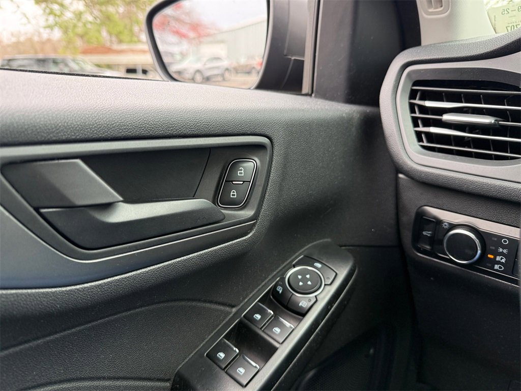 Certified 2024 Ford Escape Active image 17