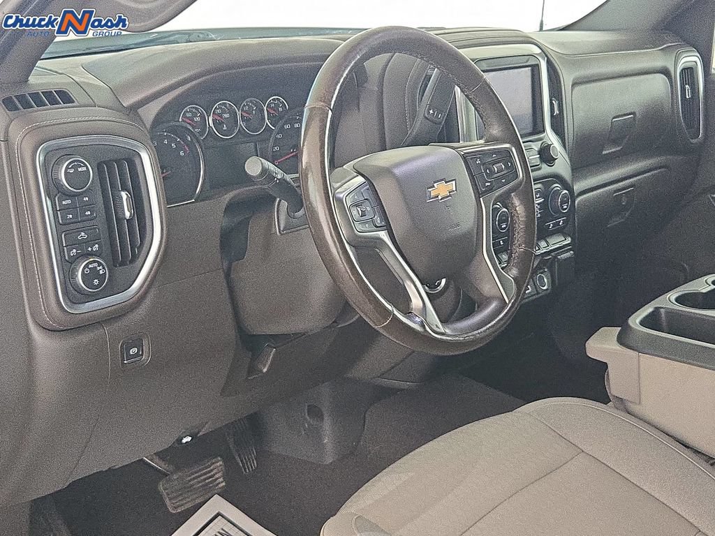 Used 2022 Chevrolet Silverado 1500 LT AWD/4WD image 16