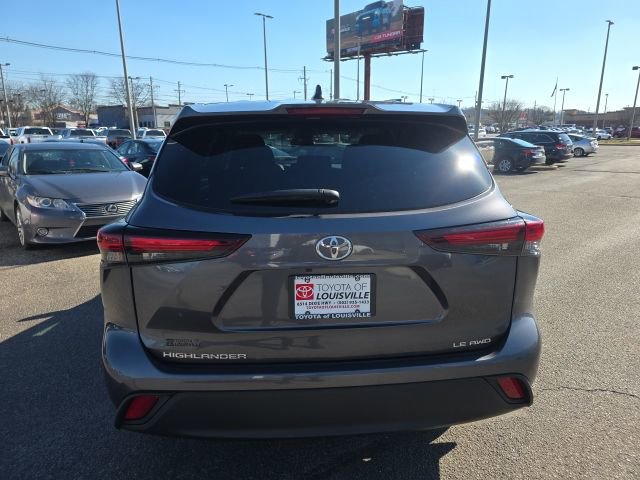 Certified 2024 Toyota Highlander LE image 5