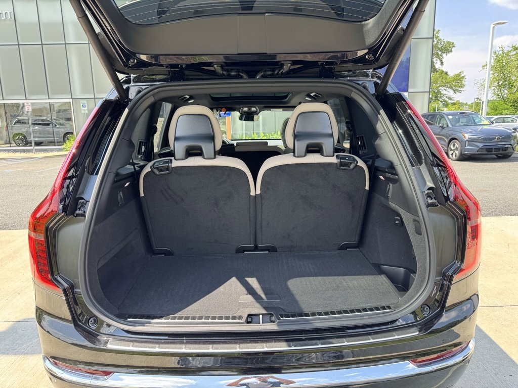 New 2026 Volvo XC90 T8 Plus image 31