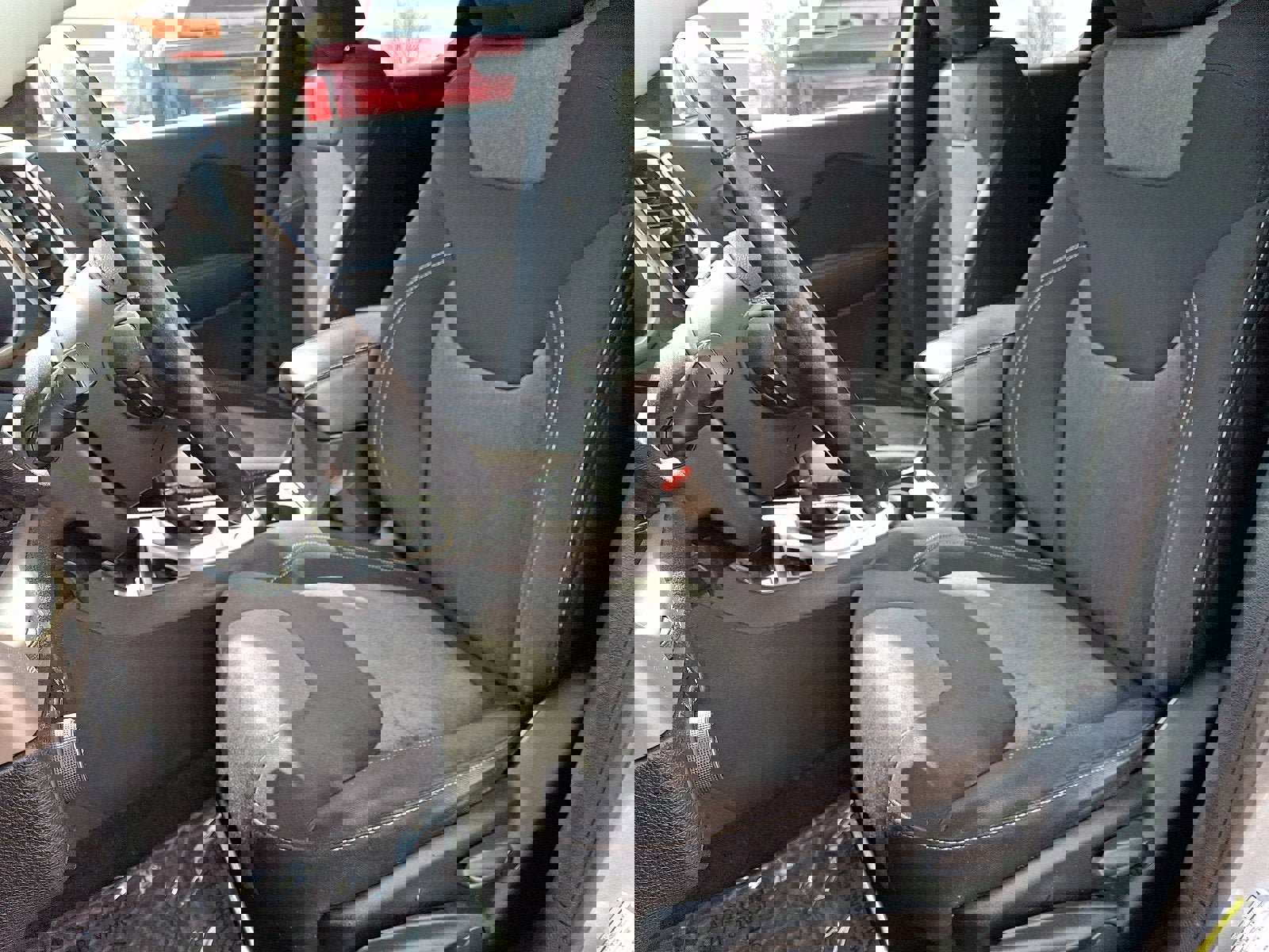 Used 2018 Jeep Cherokee Latitude w/ Cold Weather Group image 12