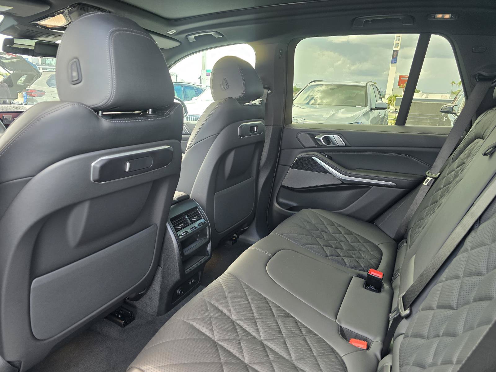 New 2026 BMW X5 sDrive40i w/ M Sport Package RWD image 7